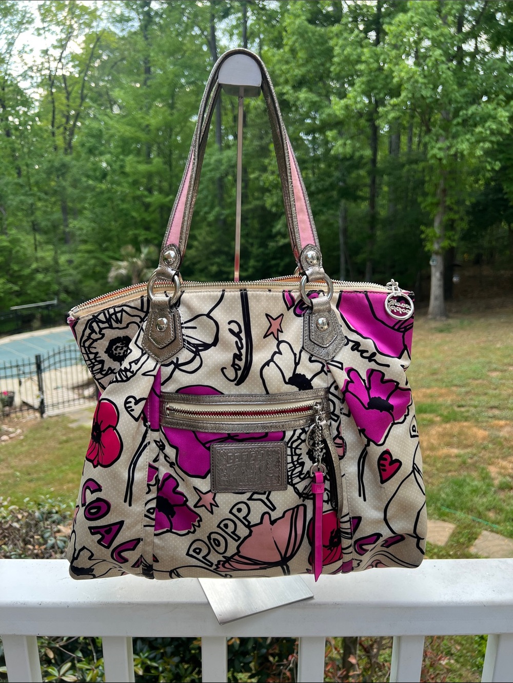 Coach Poppy Floral Graffiti Sateen Tote Pink and Cream Y2K 16306